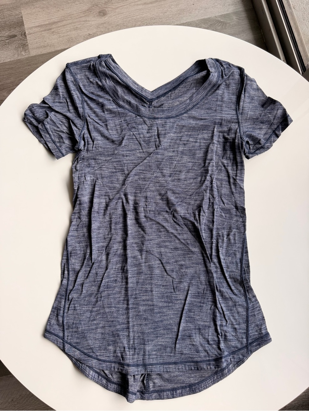 Lululemon Heathered Women’s Short Sleeve V-Neck Tee - Blue